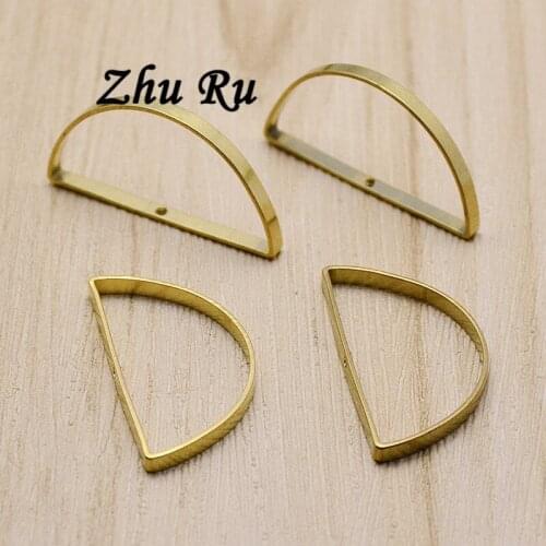 20pcs/lot zhu ru copper 30mm Geometric hollow half ring Charms Horseshoe letter D Pendants Connectors fermoirs pour fabrication