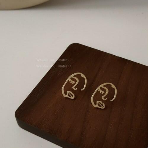 S925 Silver Needle Plated Real Gold Face Makeup Shaped Hollow Small Earrings Accessories for Girls Gift To Girlfriend Wholesale