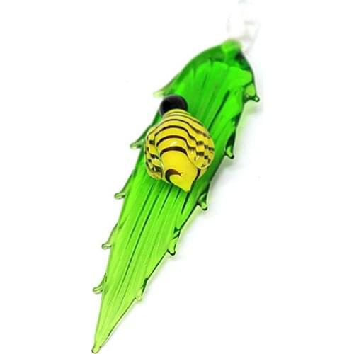 Long strip green glass leaf pendant with cute mini honeybee figurines holiday gifts fairy garden home hanging decor accessories