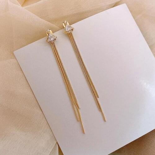 Sweet Girl Earrings 2021 Fashion New Temperament Earrings Cool Wind Wild Fan-shaped Crystal Simple Long Earrings Wholesale