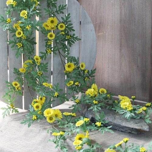 Artificial Daisy Flower Vine Simulation Sunflower Rattan Hanging Wedding Decoration Living Room Decor Silk Flower Wreath
