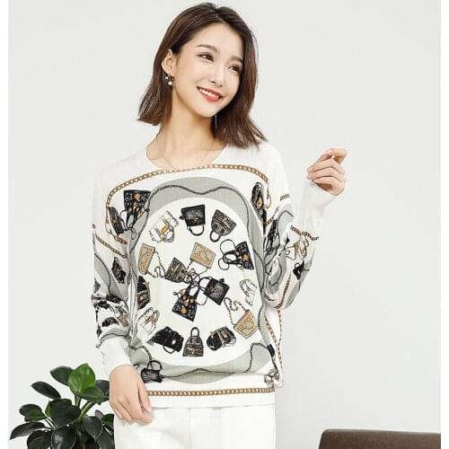 2020 new printed knitted top female Fashion simple loose bottomed womens T-shirt Autumn sweater woman