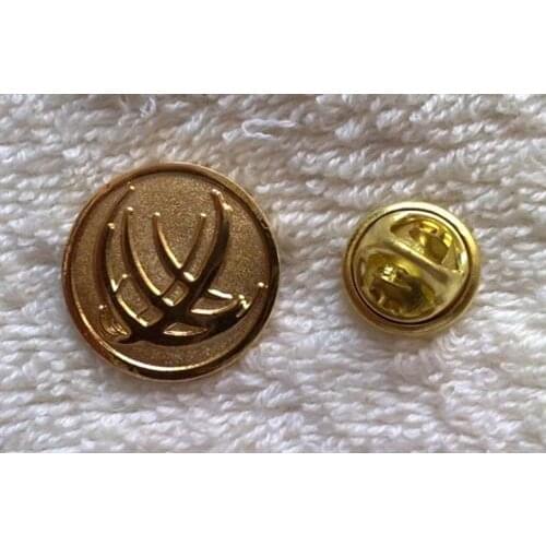 Your own design customized pin badge with gold tone