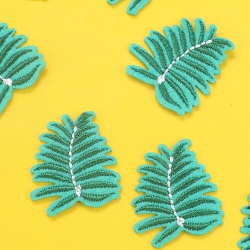 Leaf Embroidery Cloth Sticker Computer Embroidery Label Fun Design DIY Clothing Bag Hat Decoration Accessories Patch 5PCS
