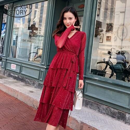 New 2021 spring Lady Mid-length cupcake dress beauty feminine V-neck women dress Slim long-sleeve dress Red and black 2473 50