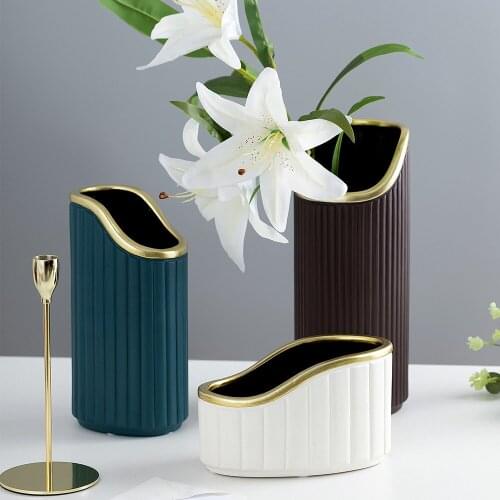 Nordic Home Ceramic Vase Soft Decoration Model Room Decoration Modern Simple Ceramic Crafts