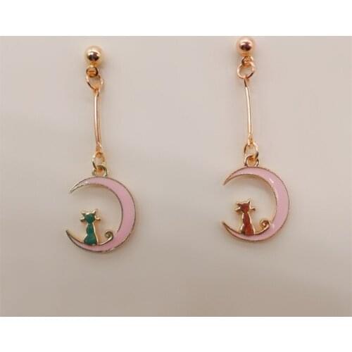 New Arrivals Fashion Classic Ladies Pendant Earrings Moon Cat Earrings Female Jewelry