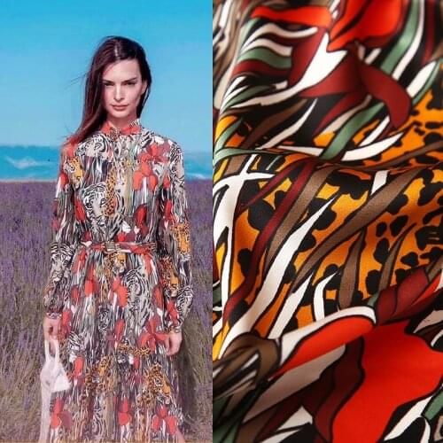 G Brand Tiger Digital Printing 100% Polyester Fabric for Dress Shirt Design Textile Sewing Fabric Cloth by Meter