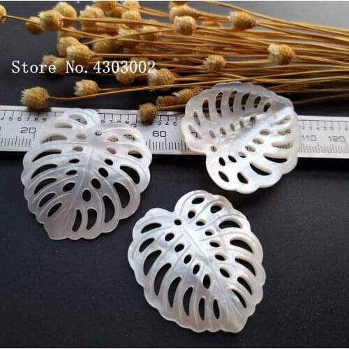 10pcs/lot 37x40mm 100% Natural Hollow Leaf Mother Of Pearl Shell Leaf for DIY Jewerly Hollow Leaf MOP for Earrings