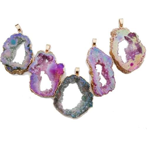 Natural Onyx Stone Crystal Pendants Necklace Colorful Exquisite Irregular Natural Hollow Quartz DIY Necklaces For Men and Women