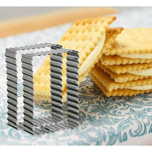 1PCS DIY Frame Wreath Cookie Cutter Steel Fluted Rectangle Shortbread Cookie And Biscuit Cutters Cake Mold