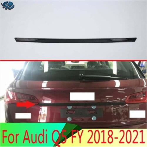 For Audi Q5 FY 2018 2019 Decorate Accessories Carbon Fiber Style Rear Boot Door Trim Cover Trunk Lid