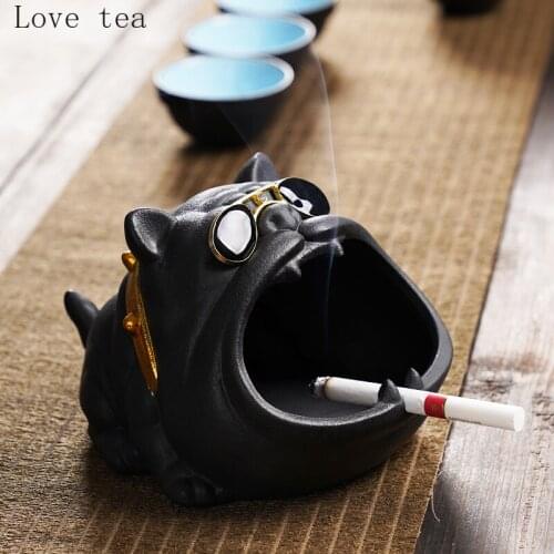 Cute cartoon dog ashtray anti fly ash creative ceramics household personality trend living room windproof ashtray customization
