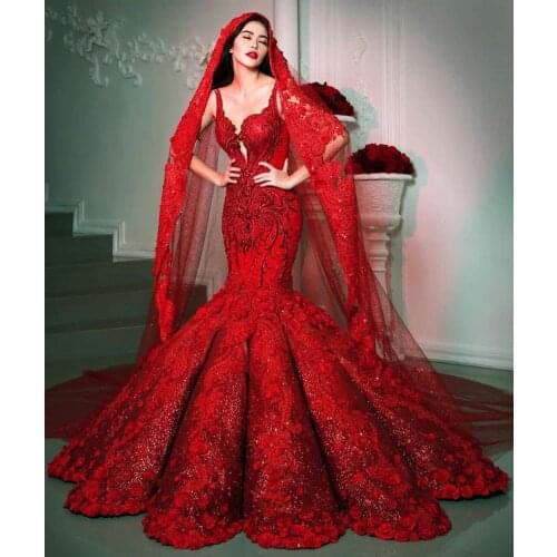 Sparkly Red Mermaid Wedding Dresses Plunging Neck Lace Beading Appliques Vintage Wedding Dress Crystal Luxury Robes De Mariée