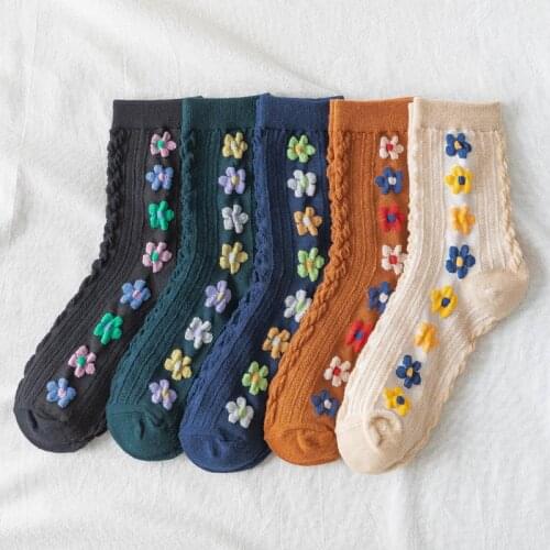 2021 New Women Socks Cotton Classic Style Euramerican National Wild Flowers Spring Winter Ladies Socks Warm Cute Socks Gift