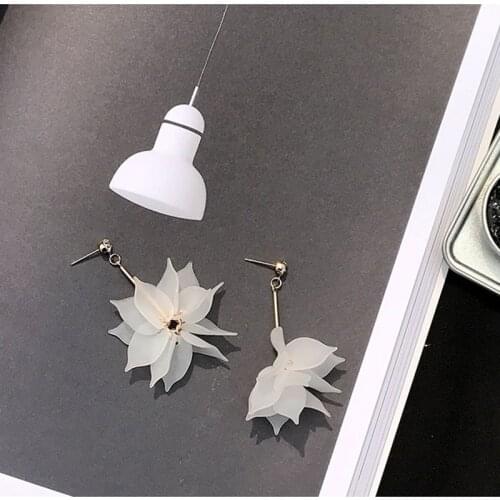 1pair White Petal Drop Earrings Long Preserved Flower Tassel Earrings For Women Korean Fashion Fringed Flower Earrings Jewelry