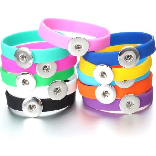 New 12 Candy Colors Silicone Wristband Bracelet Snap Button Bracelet Fit 18mm 20mm Snap Bracelet for Women Snaps Jewelry
