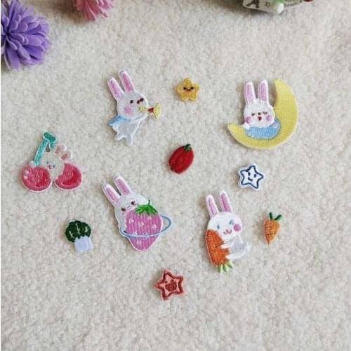 50pcs/Lot Embroidery Patches Letters Clothing Decoration Accessories Moon Star Rabbit Diy Iron Heat Transfer Applique