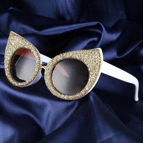 Rhinestone sunglasses womens cats eye sunglasses for women plastic frame fashion shades for women