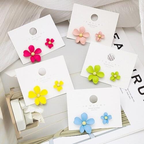 Find Me Fashion Summer Alloy Asymmetric Candy Color Flower Earrings For Women Jewelry Accessories