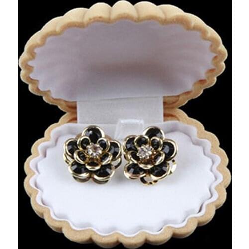 Lovely Portable Cute Sea Shell Velvet Earring Ring Necklace Display Storage Organizer Gift Mini Wedding Engagement Jewelry Box