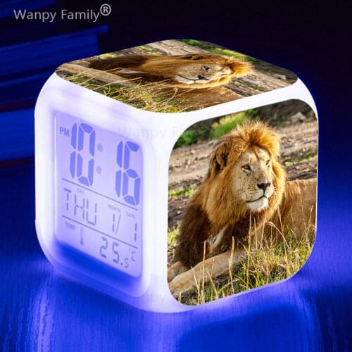 Prairie Lion King Alarm Clock 7 Color Illuminated LED Digital Clock Childrens Room Multifunctional Luminous Electronic Clocks