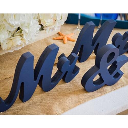 1 Set Mr & Mrs WEDDING LETTERS Valentine Wedding Decoration White Black Mr AND Mrs Letters Sign Gift Decor Photography Props