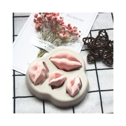 P694 4-hole lip chocolate flip mold mousse mould