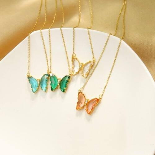 Crystal Butterfly Blue Pink Color Clear Glass Insect Pendant Short Chain Necklace 2021 New Design For Women Jewelry
