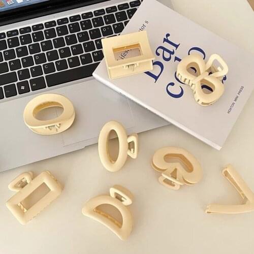 1PC Korean Solid Small Hair Claws Elegant Matte Hairpins Barrette Crab Hair Clips Headwear For Women Hair Accessories Girls