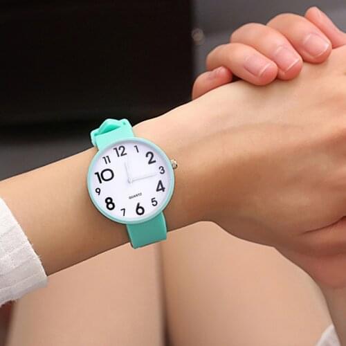 Literary Fan Women Watch Female Student Simple Jelly Trend Jelly Lady Clock Soft Band Girls Woman Watch for Children Kids Gifts