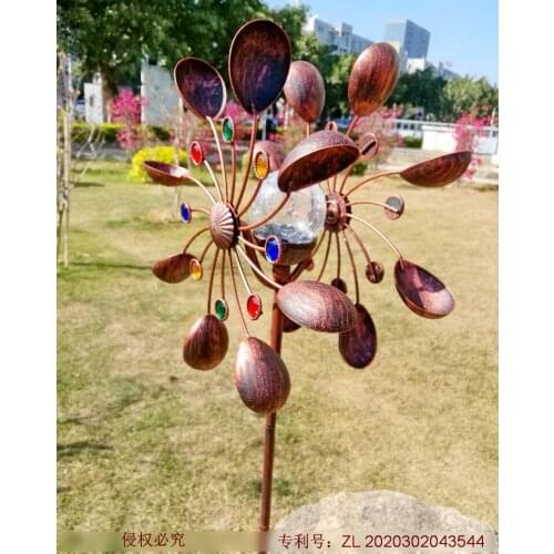 Creative Solar Light Windmill Garden Decoration LED Wrought Iron Painted Animals Decorative Stakes Wind Spinners 2021