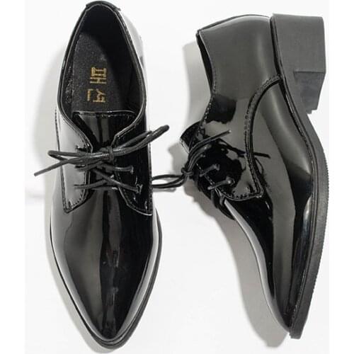 New Versatile Lacquered Womens Shoe Rubber Wear Resistant Non Slip Ladies Shoe Fashion Cross Tied Pointed Deep Woman Shoes