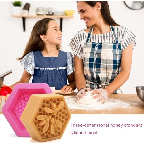 Honeycomb Bee Shape Silicone Mould DIY Aromatherapy Plaster Candle 3D Silicone Mold Clay Crafts Silicone Fondant Cake Decoration