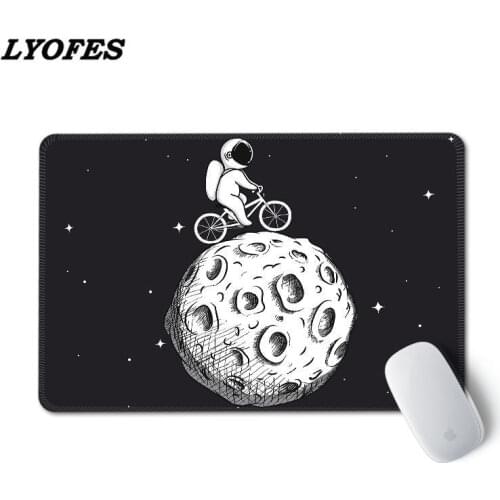 Anime Deskpad Kawaii Mouse Pad Cute Desk Mats Gaming Writing Desk Mat Keyboard Protector for Office Home Computer Mousepad