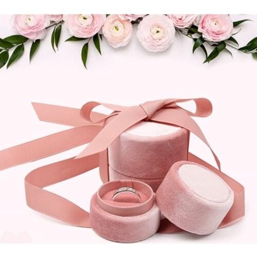 2021 New Delicate Velvet Round Ring Necklace Jewelry Box With Elegant Silk Knot For Jewelry Gift Storage Wedding Birthday Gift