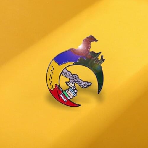 The crescent Moon Hedwig Enamel Pin