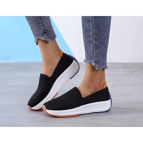 2021 Hot Fashion Women Flats Slip on Mesh Shoes Woman Light Sneakers Spring Autumn Loafers Femme Basket Flats Shoes Large size43