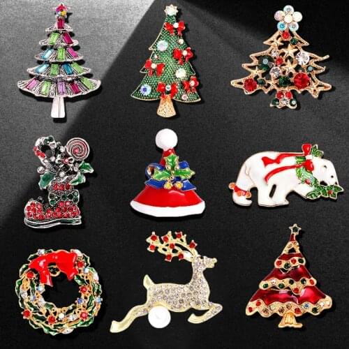 1Pcs Christmas Brooch Enamel Brooch Christmas Tree Xmas Socks Elk Brooches Pin Badges Unisex Christmas Decorative Gifts Jewelry
