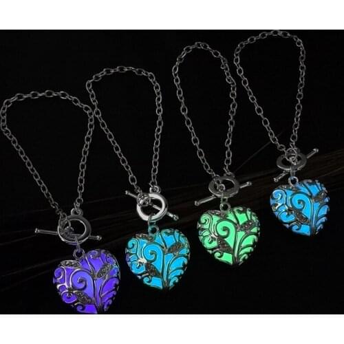 2020 Fashion Dainty Heart Luminous Stone Bracelets Simple Personality Long Chain Glow In The Dark Charm Jewelry for Women
