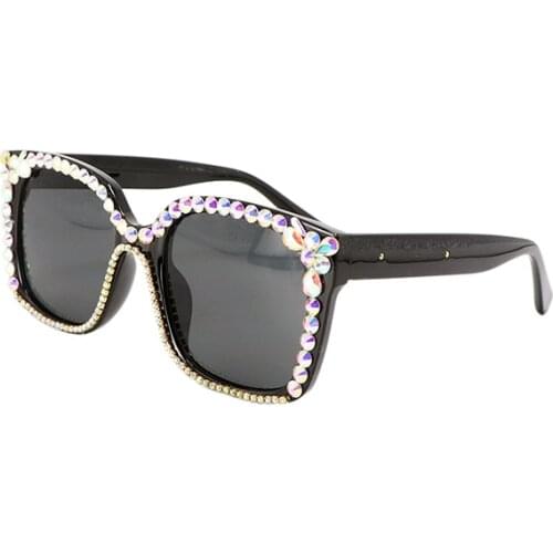 2021 New Fashion Square Rhinestones Womens Sunglasses Spray Paint Color Diamond Ornament Frame UV400 Protection Sun Glasses