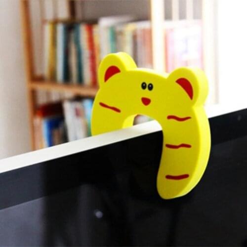 5Pcs/Lot Protection Baby Safety Cute Animal Security Door Stopper Baby Card Lock Newborn Care Child Finger Protector