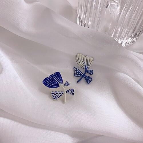 Minar Korean Contrast Color Tulip Dangle Drop Earrings for Women Asymmetric Blue Painting Statement Earrings Vintage Jewelry