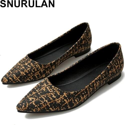 SNURULAN Pointed toe women shoes, closed toe loafers, non-laced sandals, comfortable printed flat shoes, large sizes, black