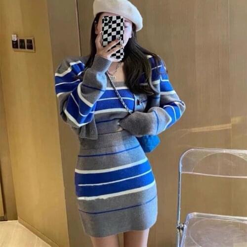 Runway Summer Sweet 3D Flower Floral Appliques Beaded T-shirt+ Irregularity Sequined Mesh Skirt 2 Piece Set Office Women Set