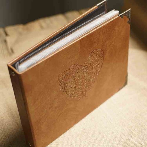 A4 Leather Heart Kraft Paper Notebook / Photo ALBUM / Hand-painted Graffiti Day Book / DIY Leather Wedding Albums