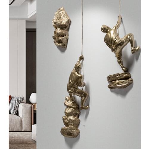 Wall Art Hanging Resin Climbing Man Mount Pendant Industrial Style Iron Wire Decoration Sculpture Figures Retro Statue Gift TB04