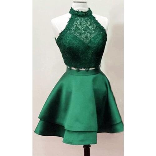 Two Piece Green Homecoming Dresses Halter Neck Sleeveless Prom Gowns Satin Lace A-line Party Dresses Graduation Gowns