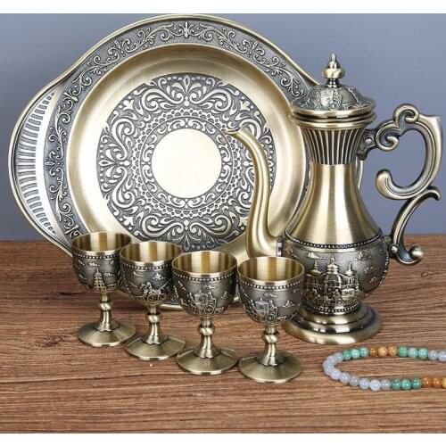 European style wine set metal suit ancient liquor cup court retro Russian wine pot gift box antique wine distributor