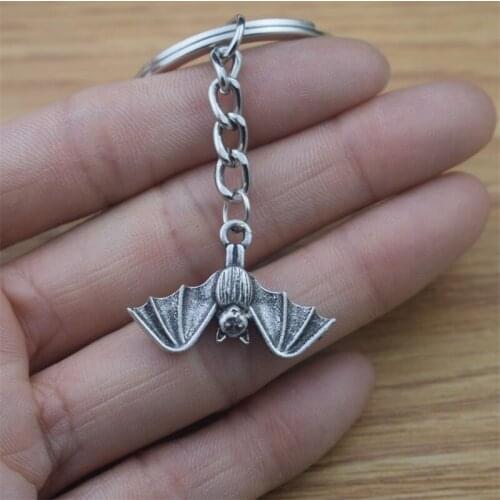 Halloween Hang Upside Down Bat Keychain Vampire Bat Pendant Steampunk Jewelry